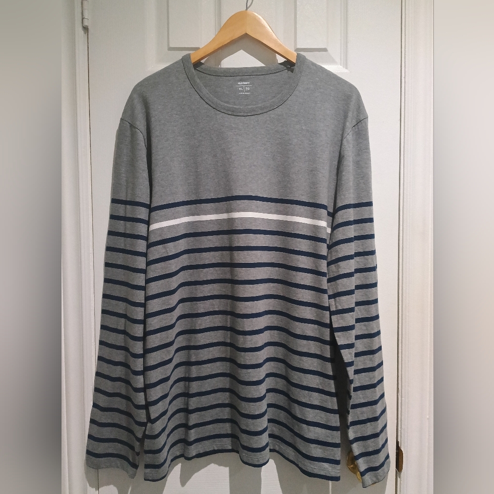 BNWT Old Navy Gray and Navy Cotton Striped Long Sleeve Tee - Picture 3 of 7